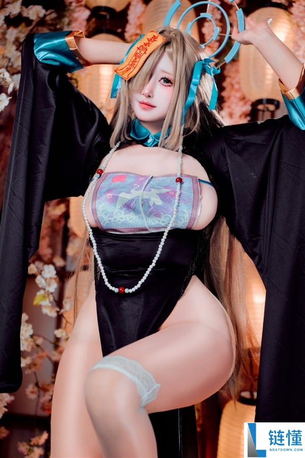 韩援大姐姐 Cosplay 美图欣赏：身材有料超诱人