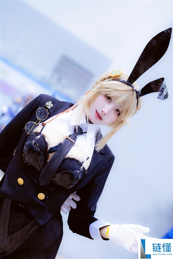 韩援大姐姐 Cosplay 美图欣赏：身材有料超诱人