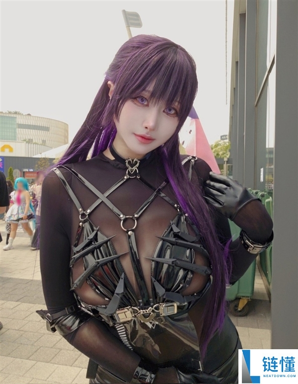 韩援大姐姐 Cosplay 美图欣赏：身材有料超诱人