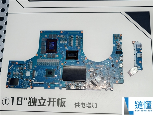 ROG 枪神 10 Plus 超竞版发布：首发 4K 星云原画屏 3.0，320W 狂暴性能游戏本