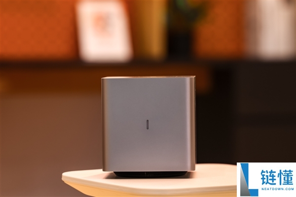 摩尔线程 AICUBE 正式发布：首款家庭 AI PC+NAS+ 智能体一体机