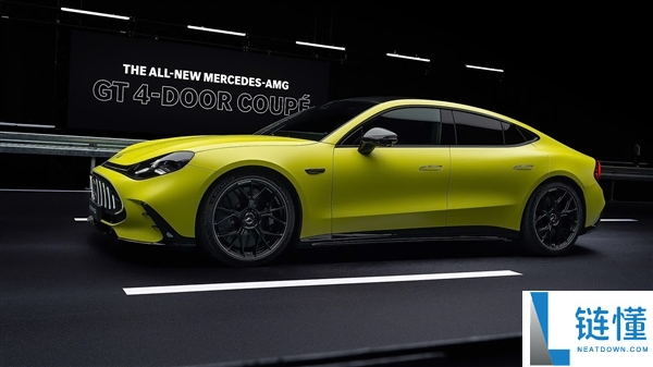 全新梅赛德斯 -AMG GT 纯电四门跑车首秀：首搭三台轴向磁通电机