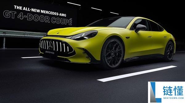 全新梅赛德斯 -AMG GT 纯电四门跑车首秀：首搭三台轴向磁通电机