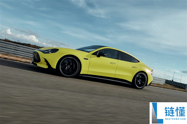 奔驰史上最强 AMG!全新 AMG GT 四门纯电跑车官图:三电机破千匹马力