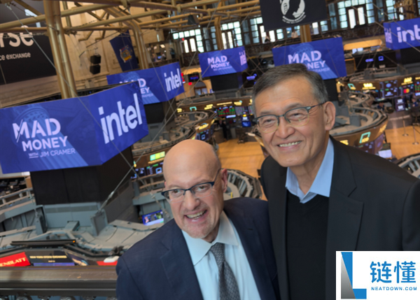 58 岁 Intel 重磅突破：挖出“美国国宝”技术，彻底翻身