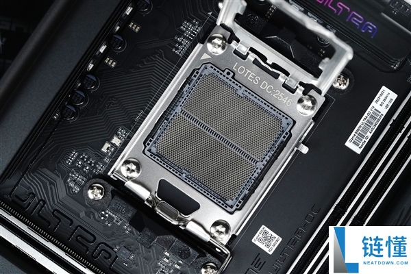七彩虹 iGame B850M Ultra-OC V14 主板图赏：轻松打造千帧电竞主机