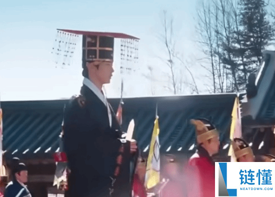IU 新剧因中国藩属礼制遭韩网抵制，主创全员道歉引热议