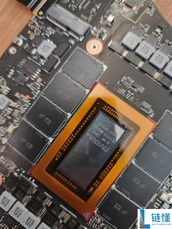 英伟达RTX Spark处理器实物曝光：Windows专用，购显卡赠CPU+8GB内存促销活动