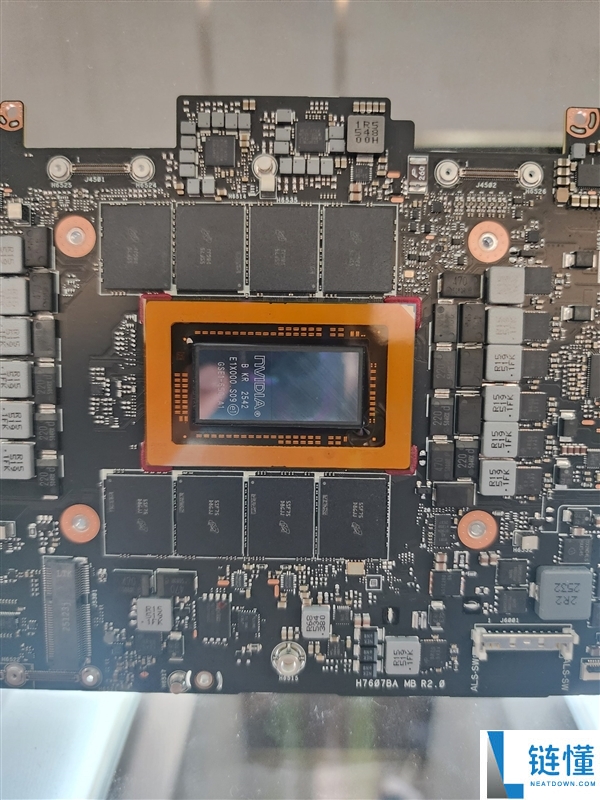 英伟达RTX Spark处理器实物曝光：Windows专用，购显卡赠CPU+8GB内存促销活动