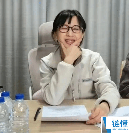 papi酱直播带货宠物用品“有毒”事件引发网友热议