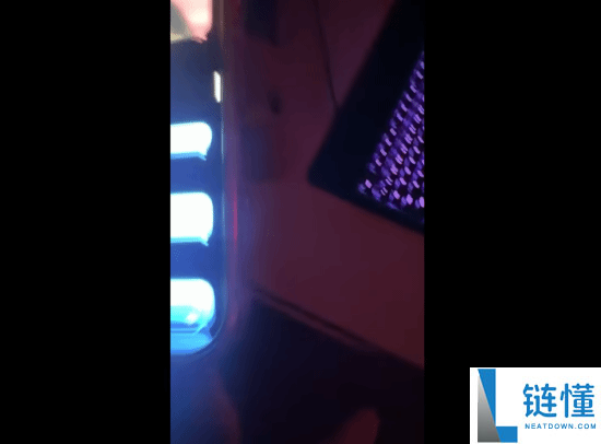 抓包女友与表弟出轨：智能猫砂盆摄像头全程监控揭秘