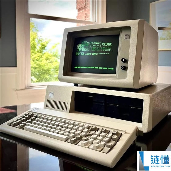 全球首款x86处理器:英特尔8086问世48周年,开启个人计算机新时代