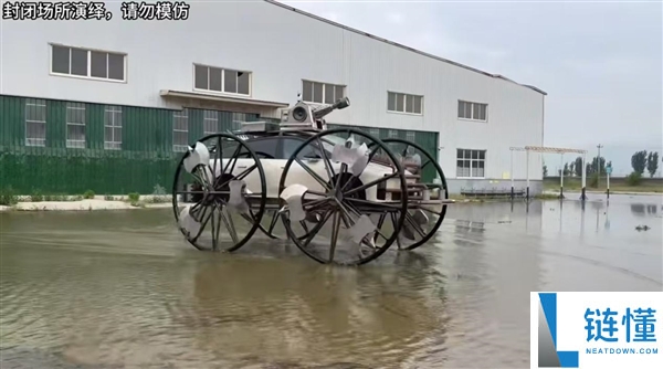 手工耿创新改装:理想i6变身末日机甲,100英寸轮毂炫酷登场