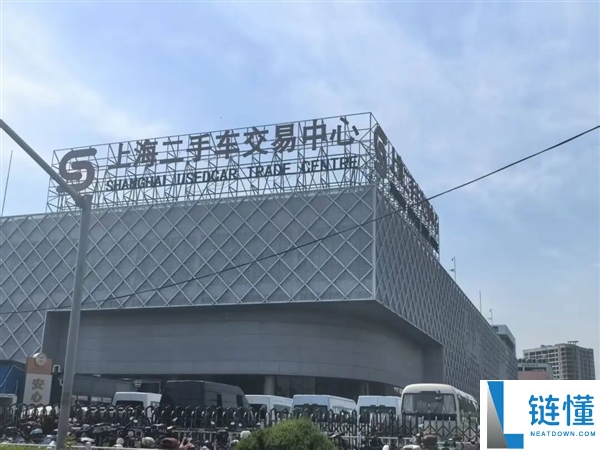二手奔驰仅售14万,奥迪售价仅17万,豪车价格大跳水,车商亏损严重!