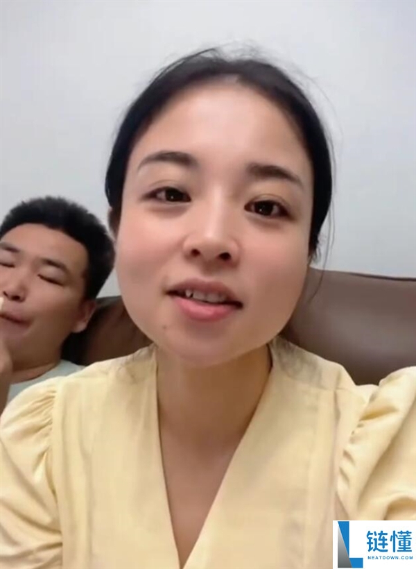 河南渝见小面老板娘首次直播吸引超20万观众
