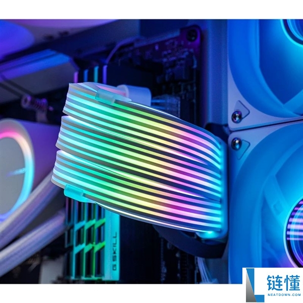 16针电源线亮灯解析：ARGB技术揭秘与安全提醒