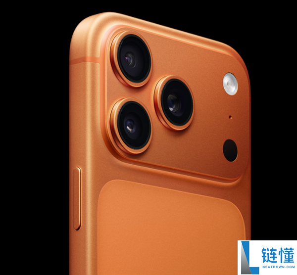 iPhone 17 Pro Max激活量突破1438万台 超越四款国产Ultra旗舰总和