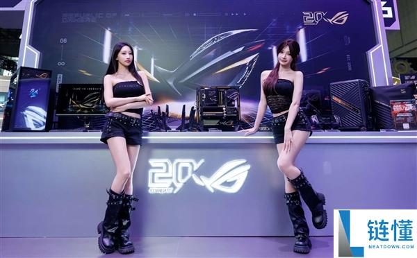 华硕ROG 20周年BW会展:初代复刻版5206元开售,超频主板创破9GHz世界纪录
