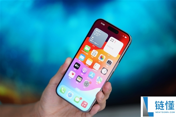 女子购入iPhone 17后屏幕失灵引发热议,苹果断触问题至今未解决!