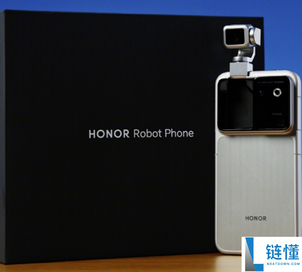 荣耀Robot Phone价格超15000元!全自研4D云台成本揭秘