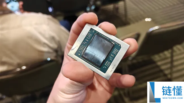 AMD X100系列芯片发布:16核Zen架构与10年超长寿命