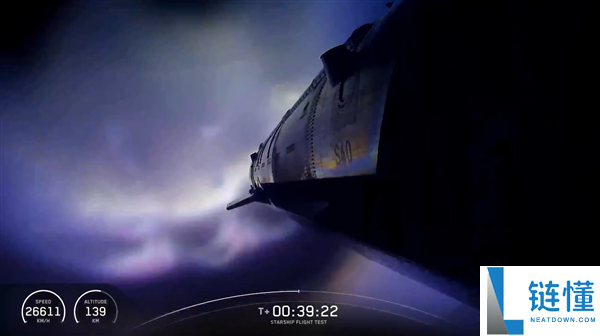 SpaceX星舰第13次成功试飞!首次部署V3版星链与超重型助推器受控溅落