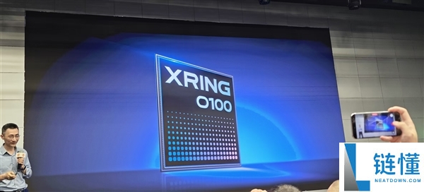 小米玄戒O100官宣:首款6nm 3D堆叠AI芯片,带宽高达1.22TB/s