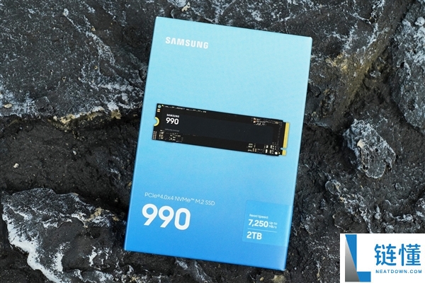三星990固态硬盘评测:理想电脑扩容选择,PCIe 4.0高效能表现!