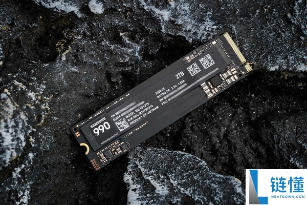 三星990固态硬盘评测:理想电脑扩容选择,PCIe 4.0高效能表现!