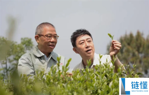 钟睒睒无偿捐赠9.27亿元股份 近10个月累计捐款超10亿元