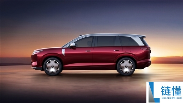 比亚迪大唐全尺寸闪充旗舰SUV,23.99万起售,8月热销1.1万台!