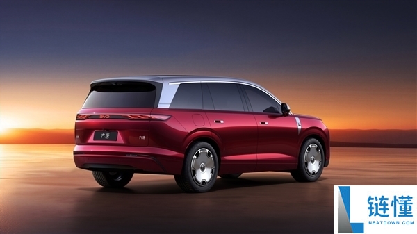 比亚迪大唐全尺寸闪充旗舰SUV,23.99万起售,8月热销1.1万台!