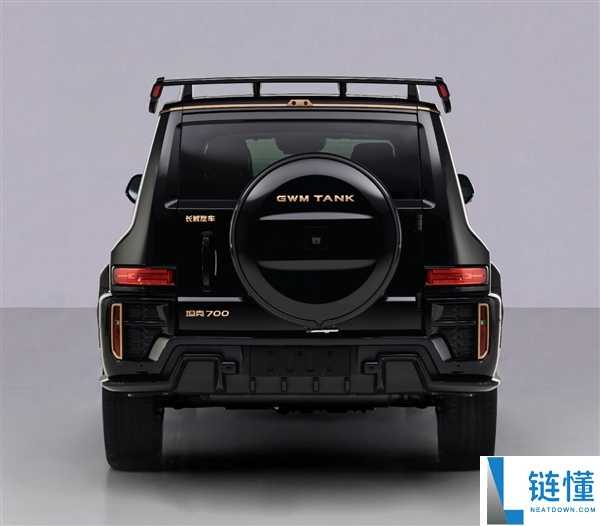 长城坦克700长轴版申报:搭载3.0T V6插混动力的顶级越野车