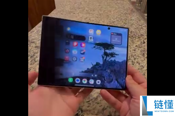 苹果iPhone Duo开合透视动画教程:安卓和PC用户也能轻松实现!