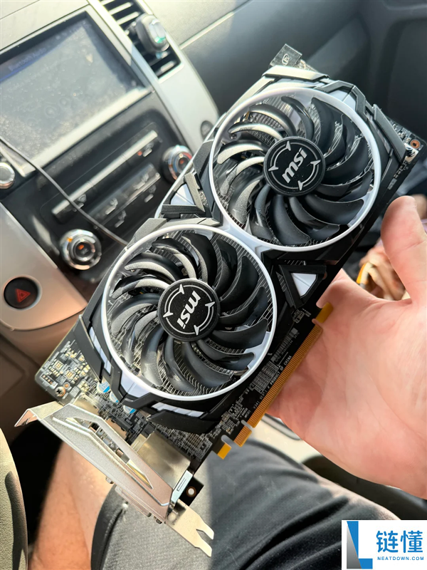 富人区垃圾桶里的宝藏:海外垃圾佬教你如何捡到CPU、内存、SSD和显卡