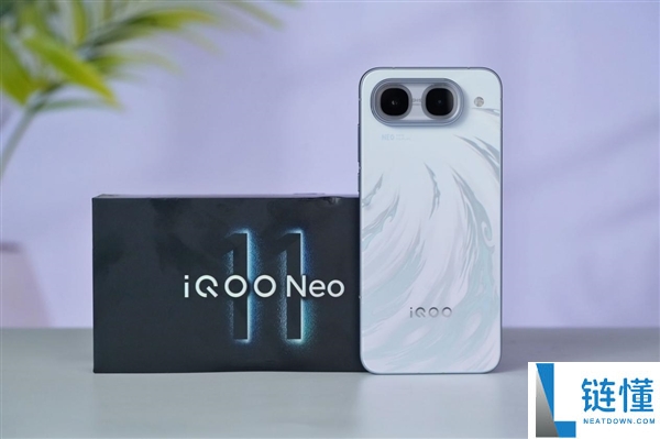 iQOO Neo11至尊版图赏:天玑9500M双芯强劲性能解析