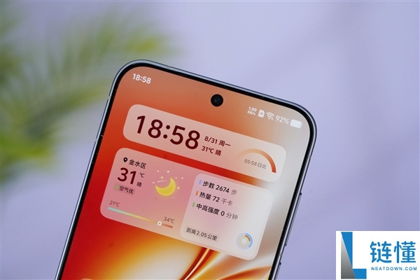 iQOO Neo11至尊版图赏:天玑9500M双芯强劲性能解析