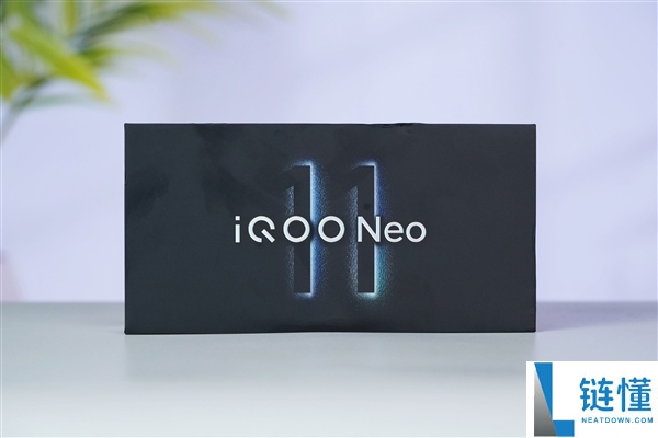 iQOO Neo11至尊版图赏:天玑9500M双芯强劲性能解析