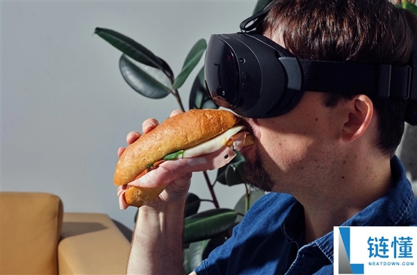 V社推出自家Vision Pro:虚拟现实新体验