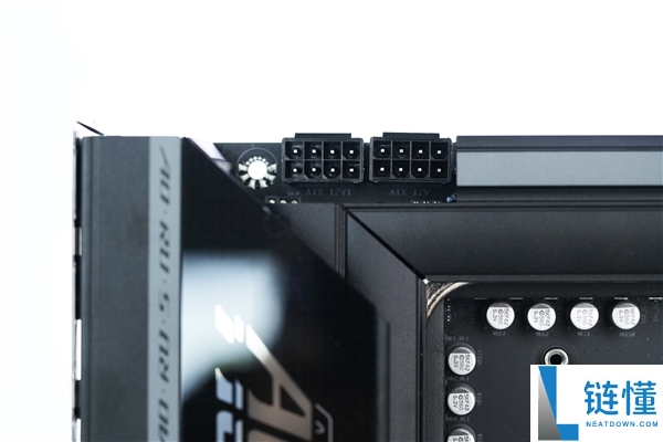 技嘉B850 AORUS ELITE X3D图赏:16+2+2供电设计与4路M.2扩展功能解析