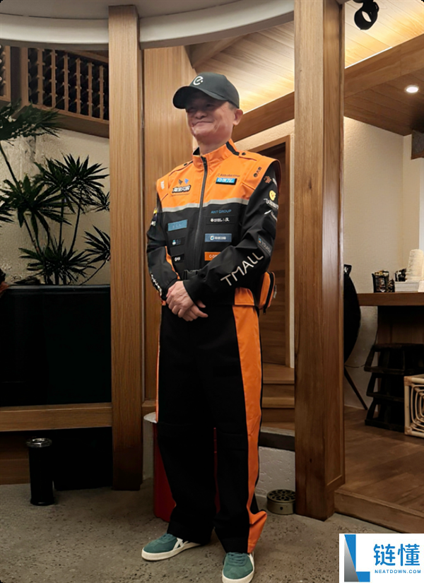 淘宝闪购骑士制服荣获法国设计奖最高奖,设计团队惊讶:我们竟是业余!