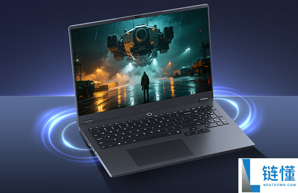 雷神首款移动工作站AI Master M7000上市:仅售1.99万元,搭载锐龙AI Max+ 395