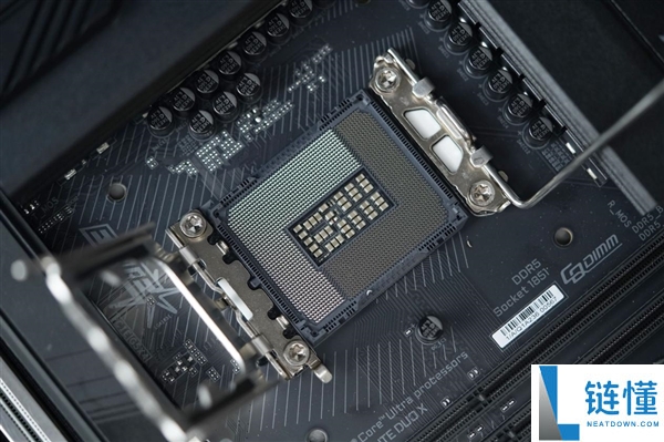 技嘉Z890 AORUS ELITE DUO X主板图赏:5个M.2插槽全解析