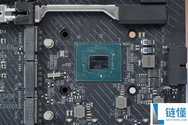 技嘉Z890 AORUS ELITE DUO X主板图赏:5个M.2插槽全解析