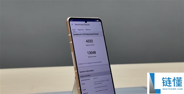 安兔兔跑分:高通第六代骁龙8超级至尊版568万力压玄戒O3,对比上代性能提升惊人
