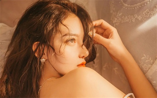 探秘日本顶级B站交友直播：激情互动与真实邂逅的现代社交新模式