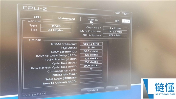 DDR5超频世界纪录刷新：首破13600MT/s大关，CL68实现新高度