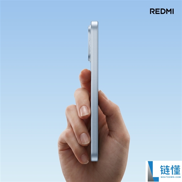 REDMI Note 17 Pro首款晴空蓝配色亮相：机身如蓝天白云般清新