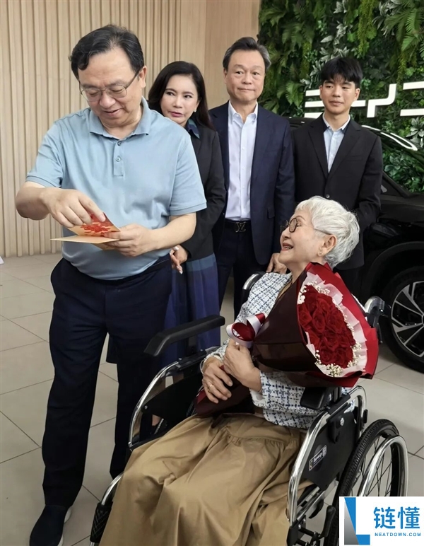 王传福收到“一封情书”：比亚迪在泰国迎来春天的机遇