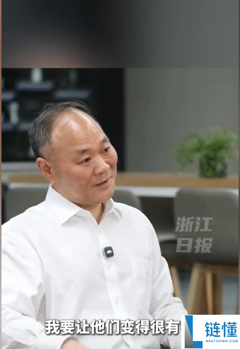 李书福揭秘共同富裕实现路径：先富带后富，选拔优秀人才